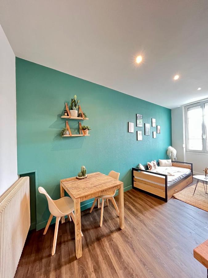 Studio Dans Un Quartier Anime De Reims Luaran gambar