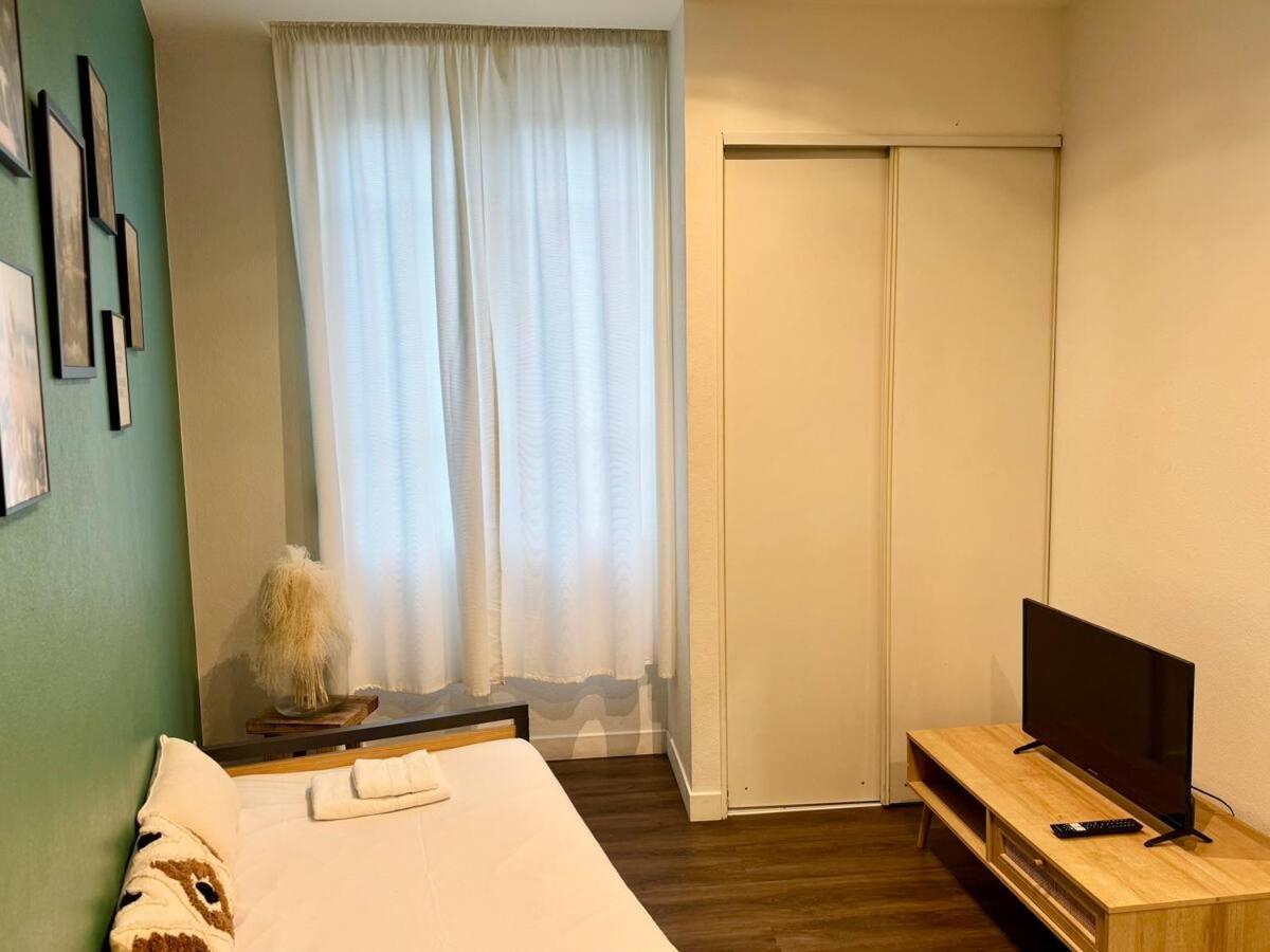 Studio Dans Un Quartier Anime De Reims Luaran gambar